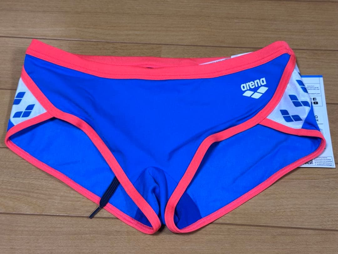 新品　アリーナ arena 競泳水着