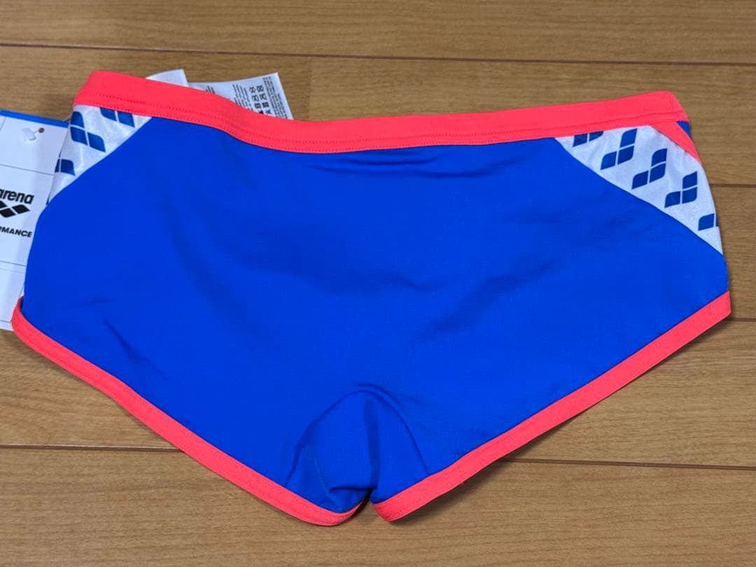 新品　アリーナ arena 競泳水着