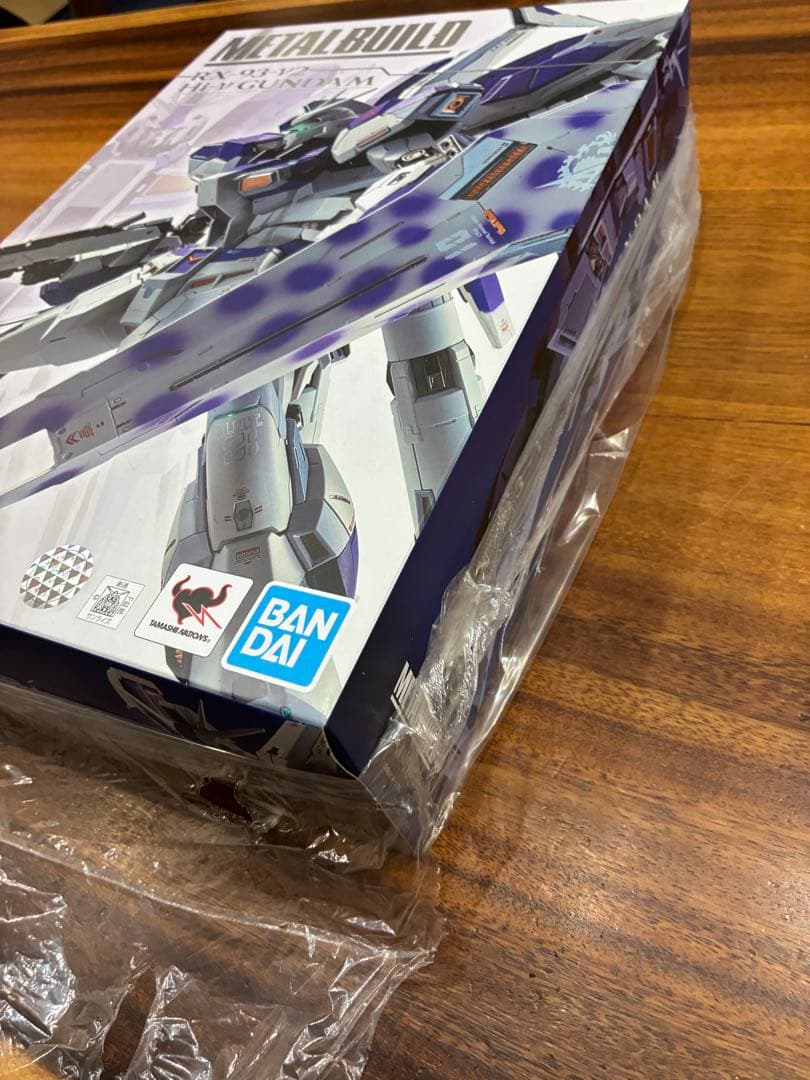 lbuild RX-93-v2 Hi-v ガンダム メタルビルド