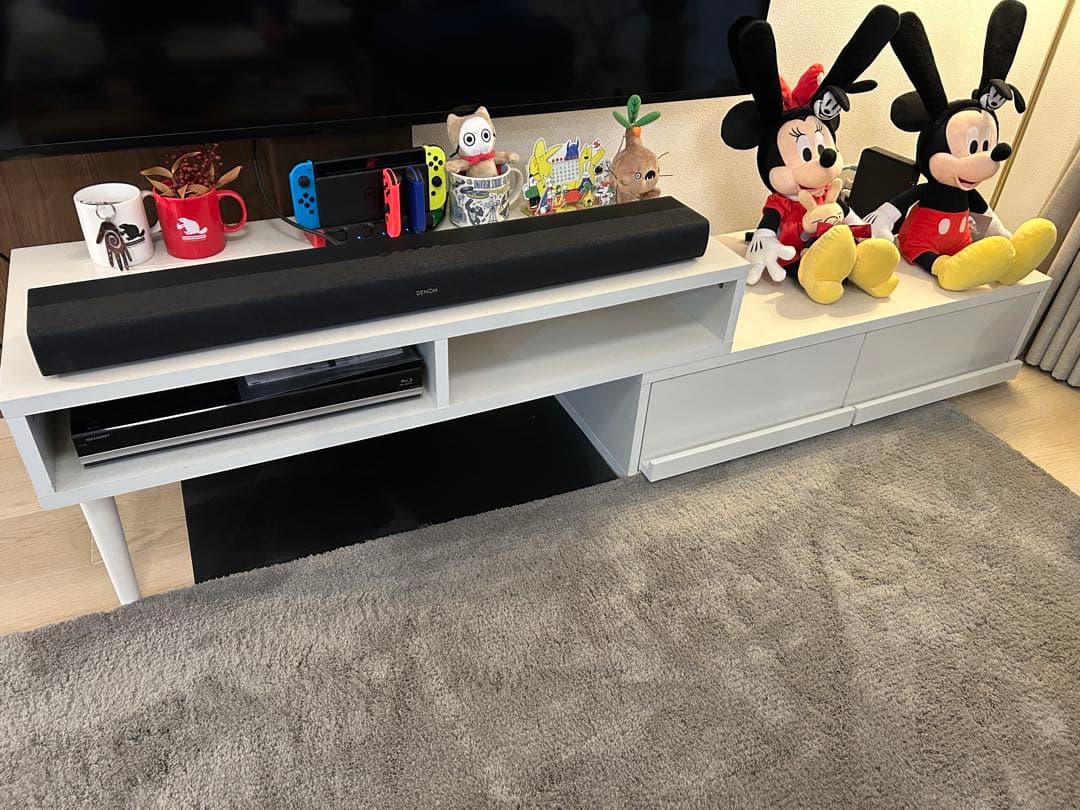 【うさぎ】薄型 伸長式 テレビ台 白 幅105-196cm ニトリ