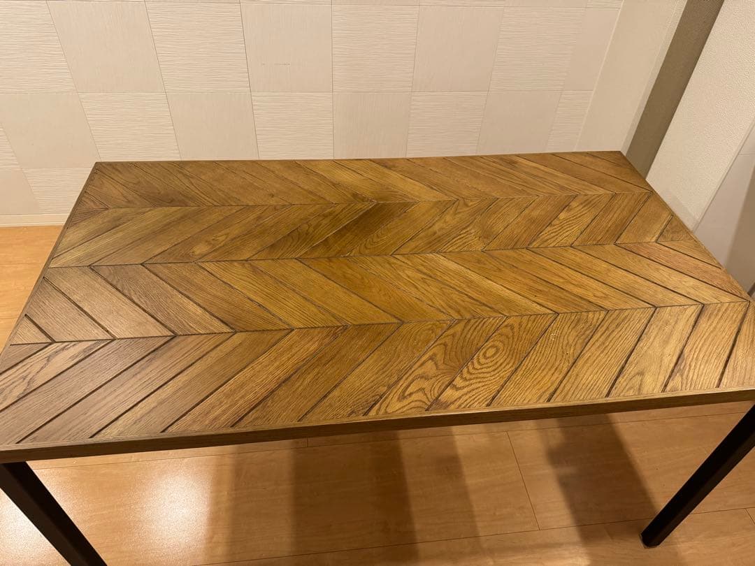 ジプシーヘリンボーンダイニングテーブル