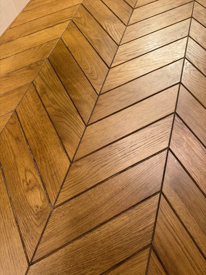 ジプシーヘリンボーンダイニングテーブル