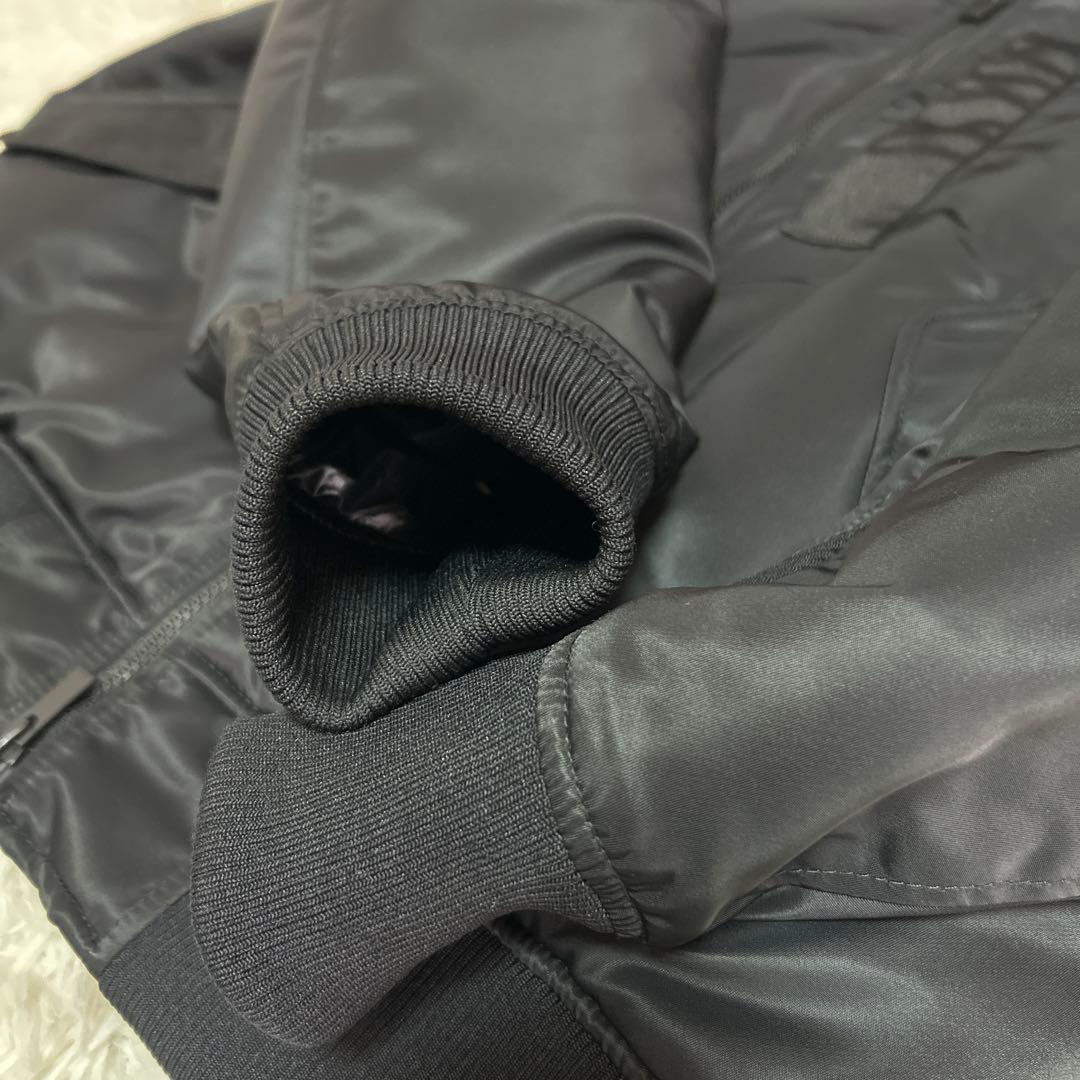 【美品】ユニクロ +J ハイブリッドダウンオーバーサイズMA-1ブルゾン