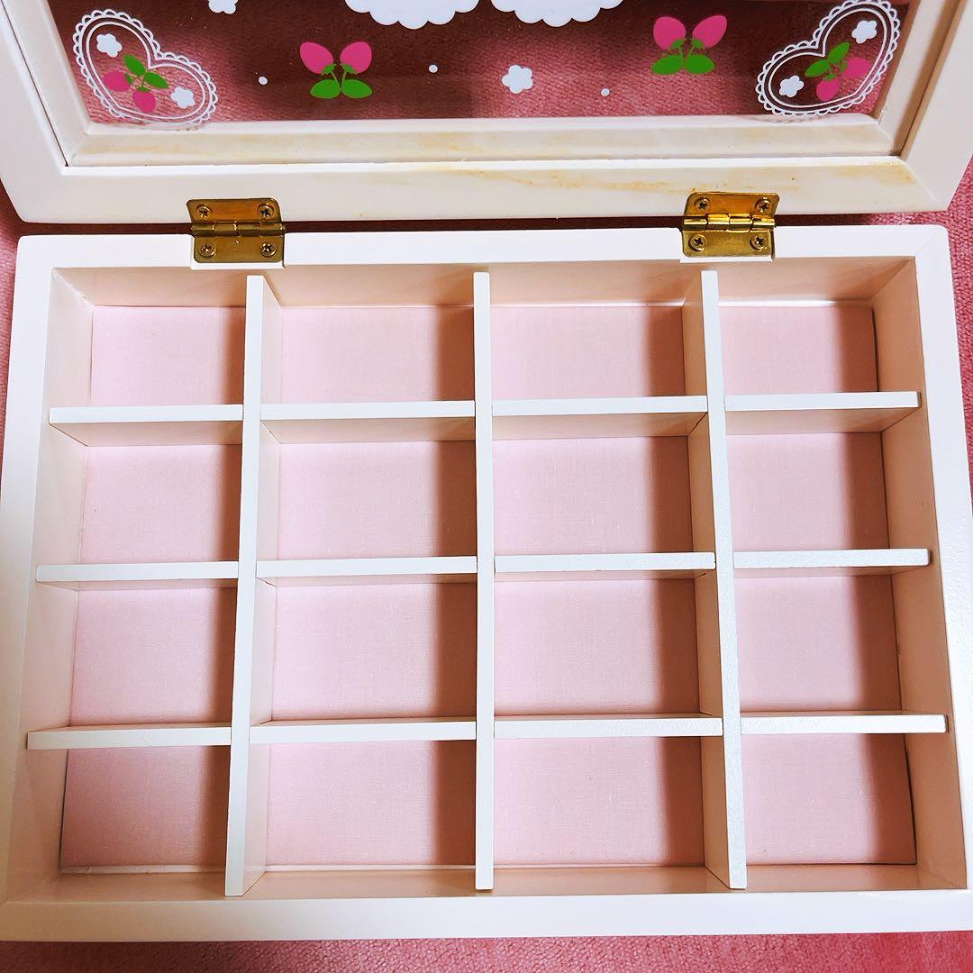 希少レア　ハローキティ　木製　ジュエリーケース　2009 非売品　サンリオ