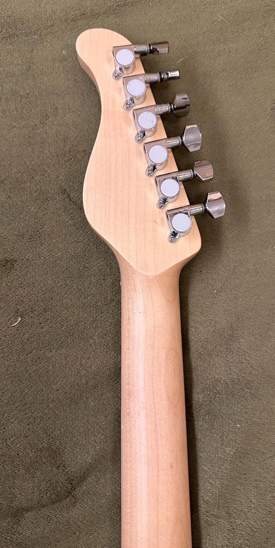 GALYDA　アクリル　透明　エレキギター　激レア　未使用に近い！