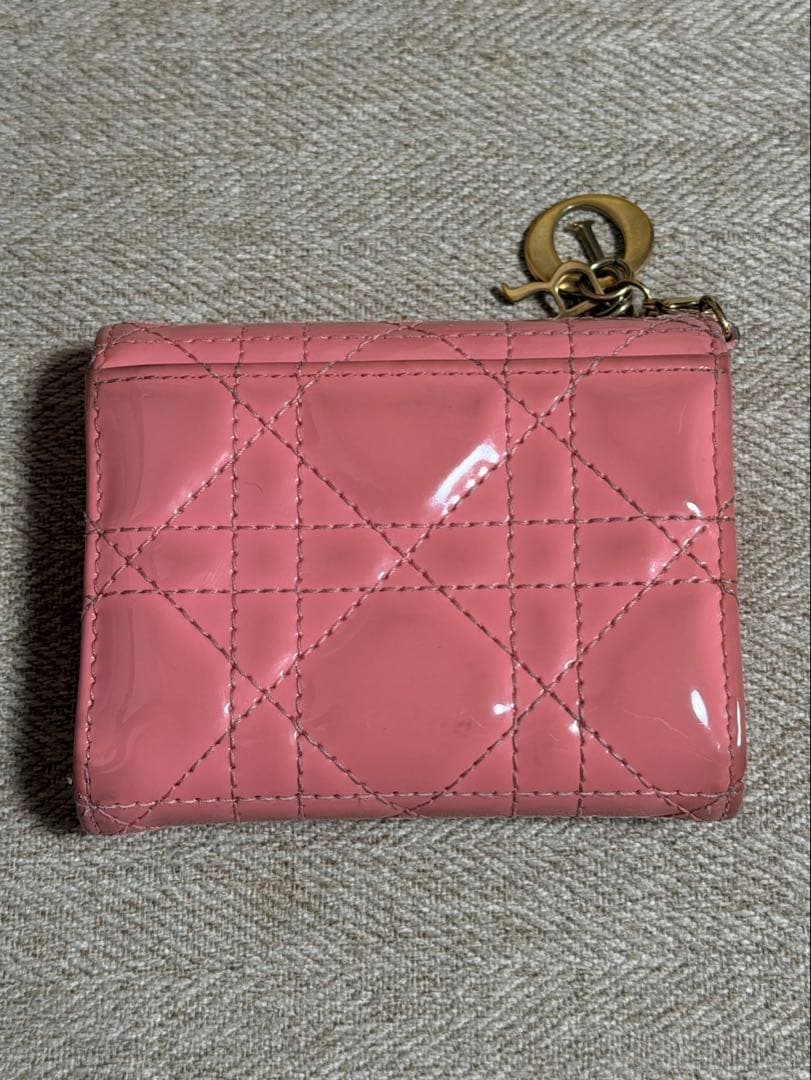 Dior ピンク 三つ折り財布 保存袋付き