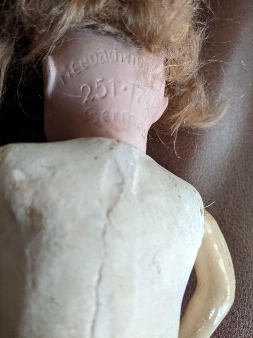 最終！アンティークビスクドールホイバッハの可愛いお嬢さん検)ミニョネット