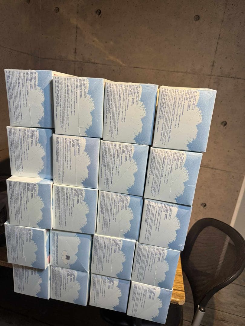 ポップマート　ラブブ　PIN FOR LOVE N〜Z アソートボックス