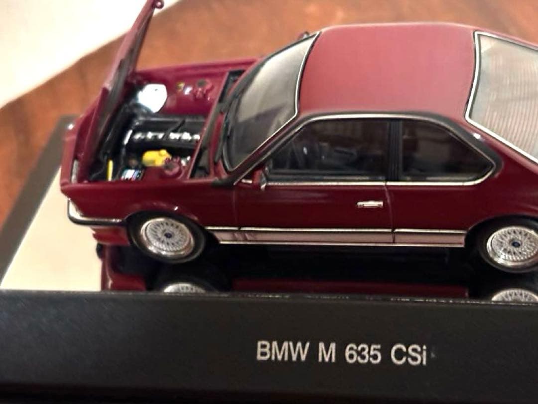 BMW M 635 CSi ミニカー 1/43 バーガンディ