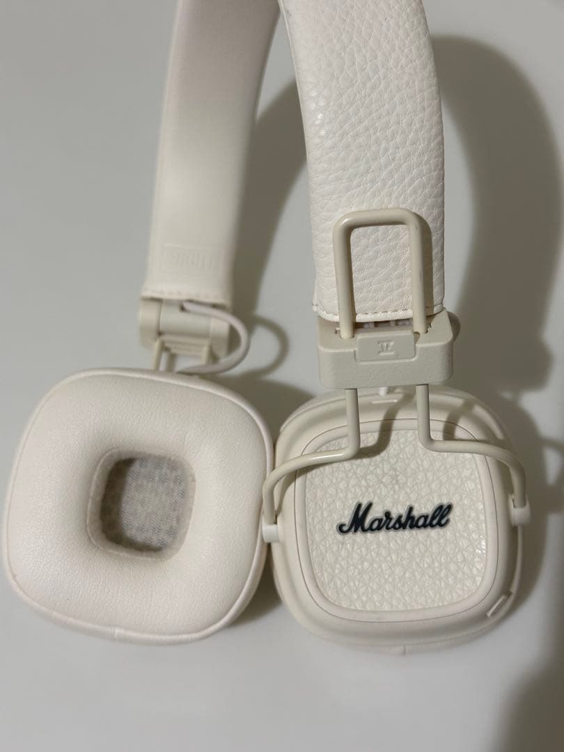 Marshall MAJOR V クリーム