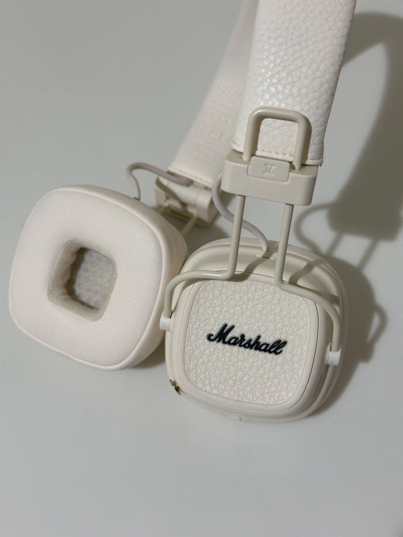 Marshall MAJOR V クリーム