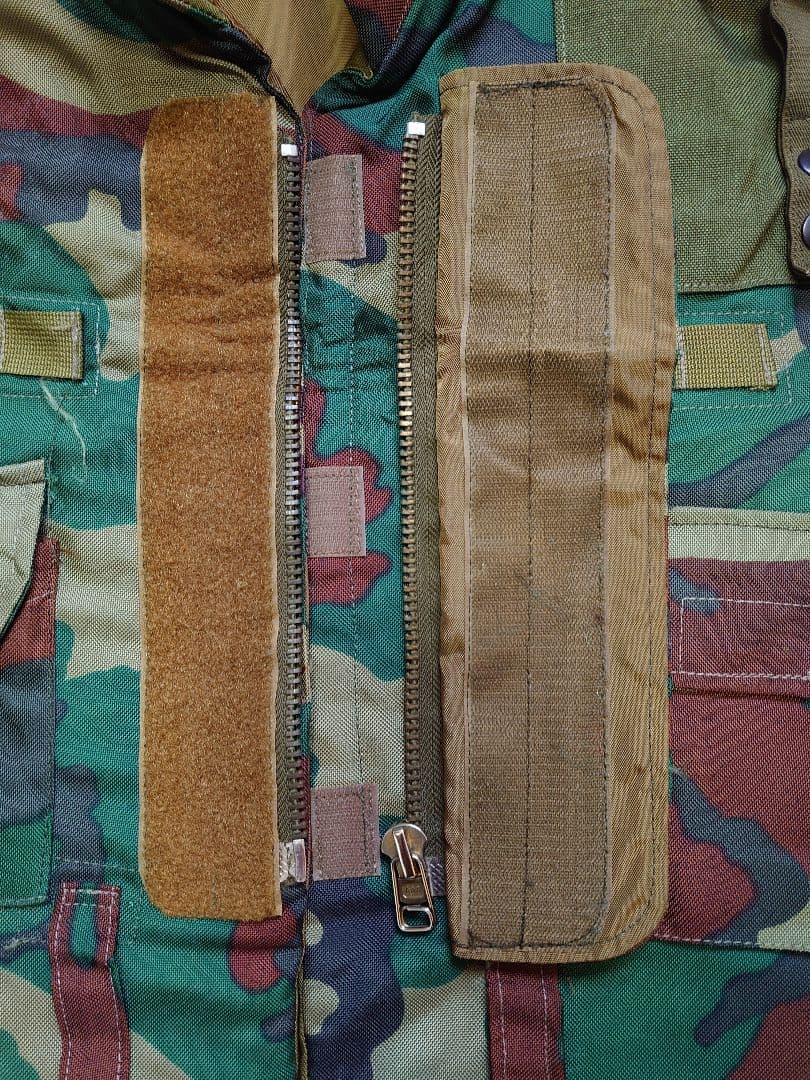 ミリタリーベスト