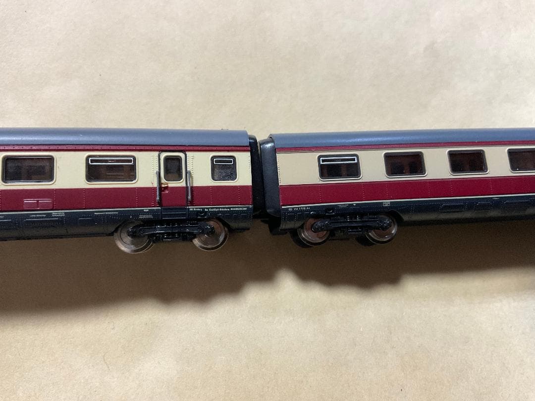 Roco VT 11.5 BR601　客車　連結バー付き