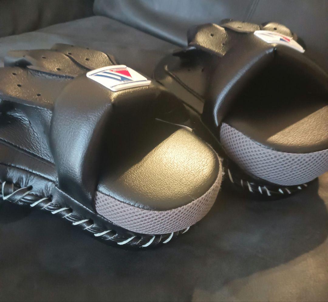 ウィニング CM-65 パンチングミット ハイグレード タイプ　超美品