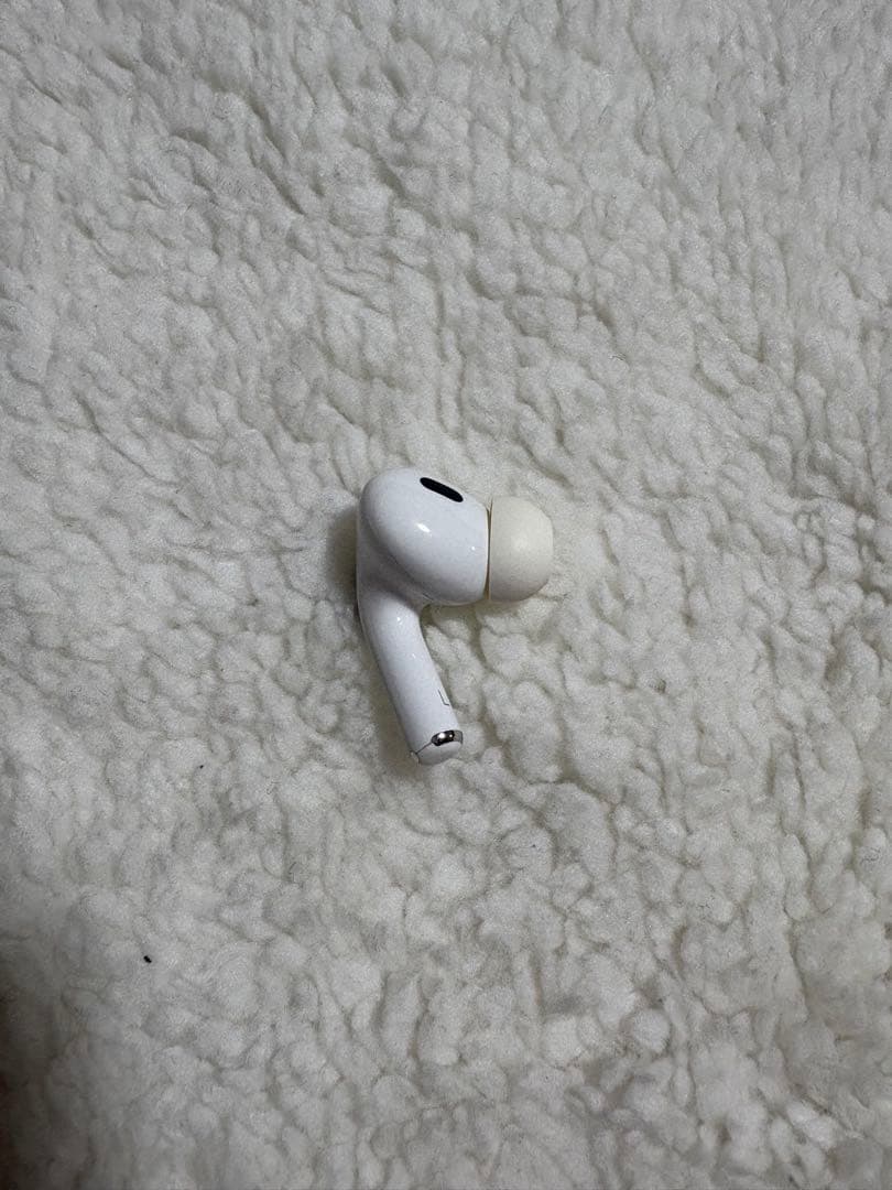 AirPods Pro 第2世代 左耳＋充電ケースのみ 右耳欠品