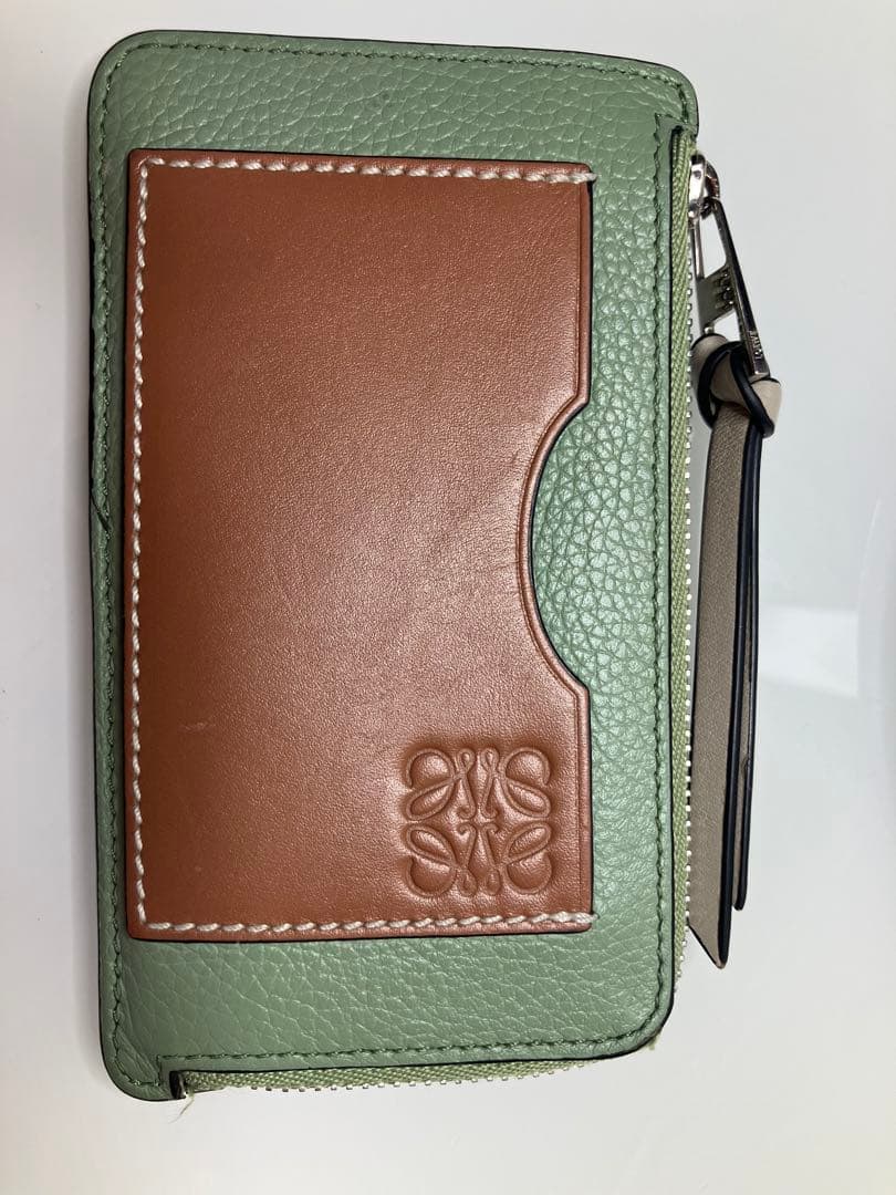 タ*マ様 LOEWE レザー ケース 緑茶色【おまけ付】