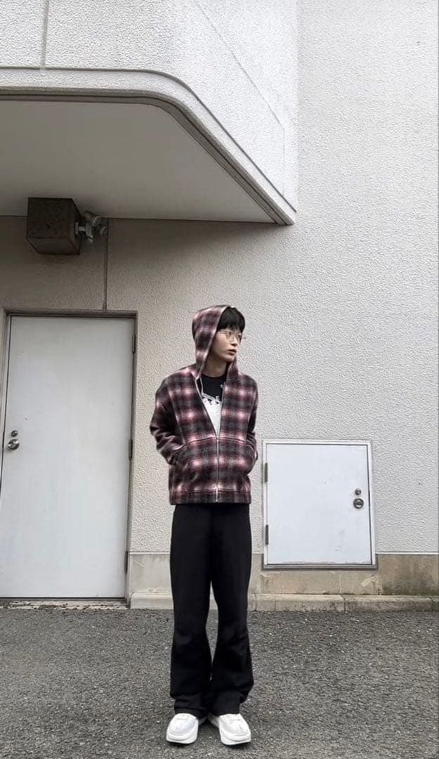 1／27までの特別価格‼︎ SUNSET 傑　ジップアップパーカー