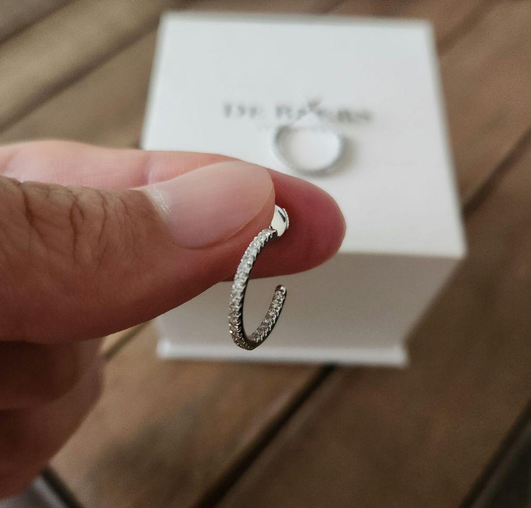 DE BEERS　ダイヤモンド　フープピアス