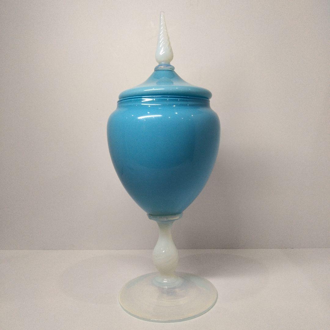 P265　大正ガラス蓋物 白乳ブルー蓋壺 高さ33㎝ 直径13㎝