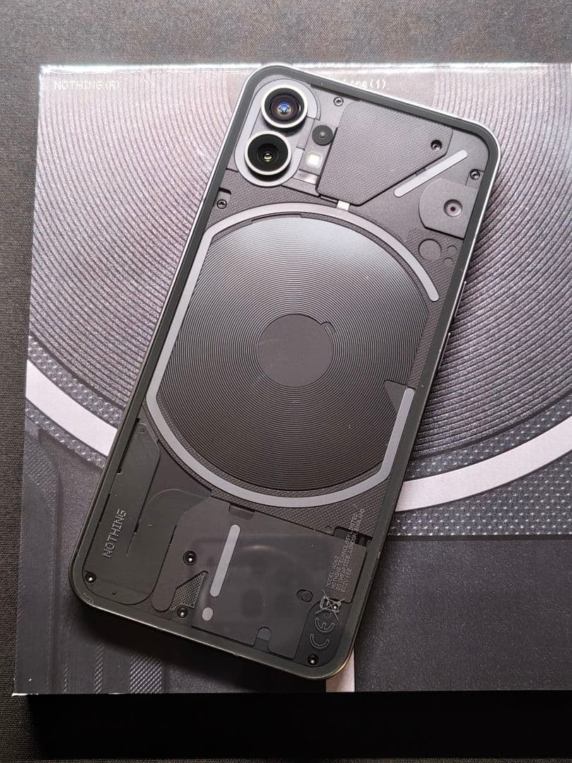 Nothing Phone (1) 8GB/256GB【美品】