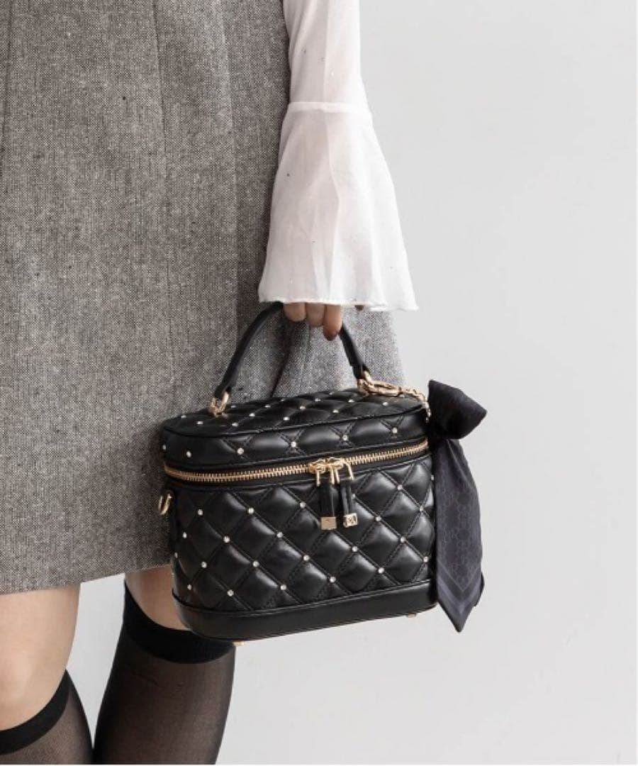 2WAY リボンチャームキルティングバニティバッグ　RANDA