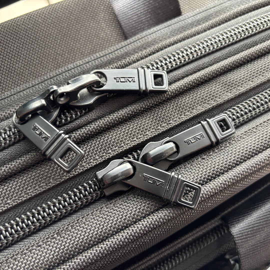 良品 トゥミ Alpha スーツケース キャリーケース クラッチバッグ 黒