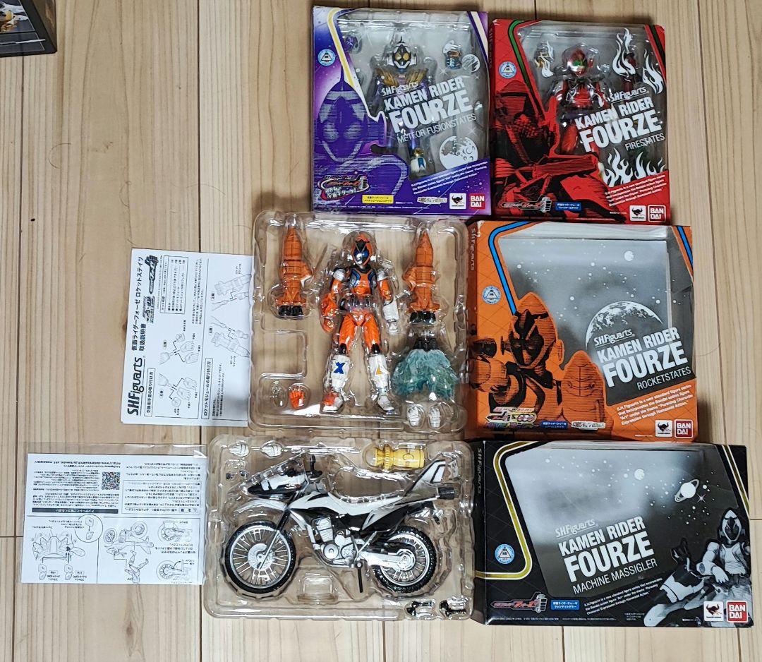 フィギュアーツ 仮面ライダーフォーゼセット