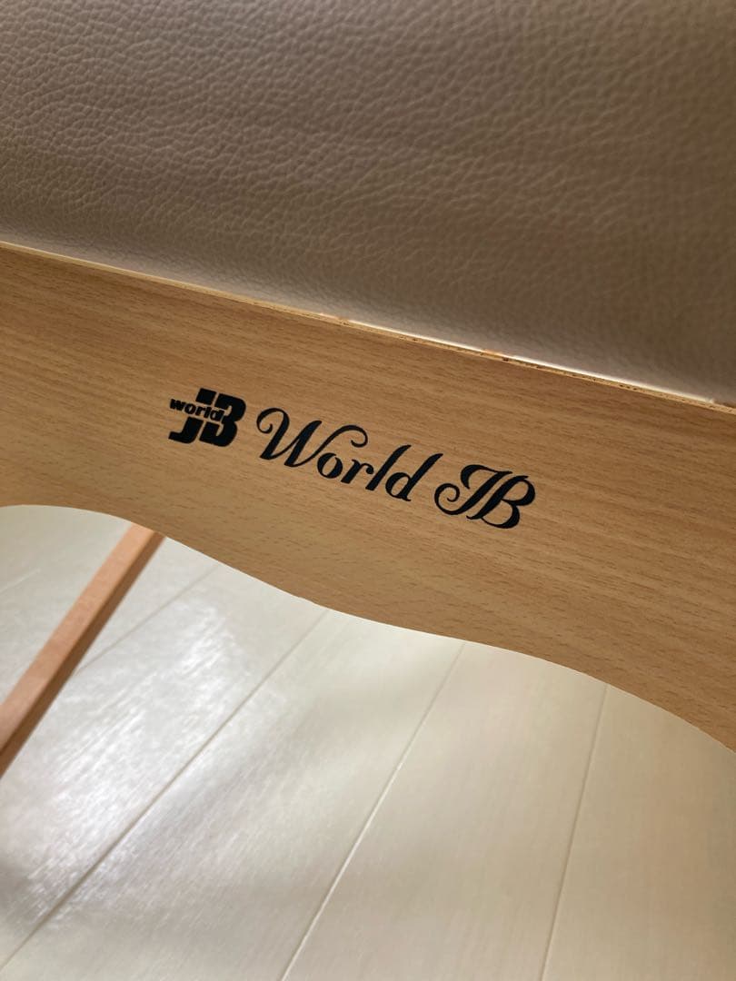 マッサージ　エステ　ベッド　施術ベッド　折りたたみベッド