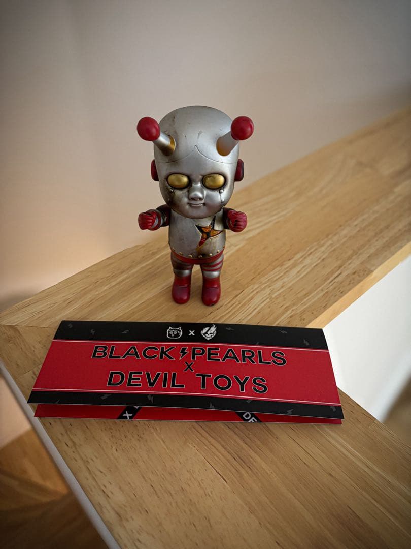 BLACK PEARLS × DEVIL TOYS IRON HAPPY ソフビ