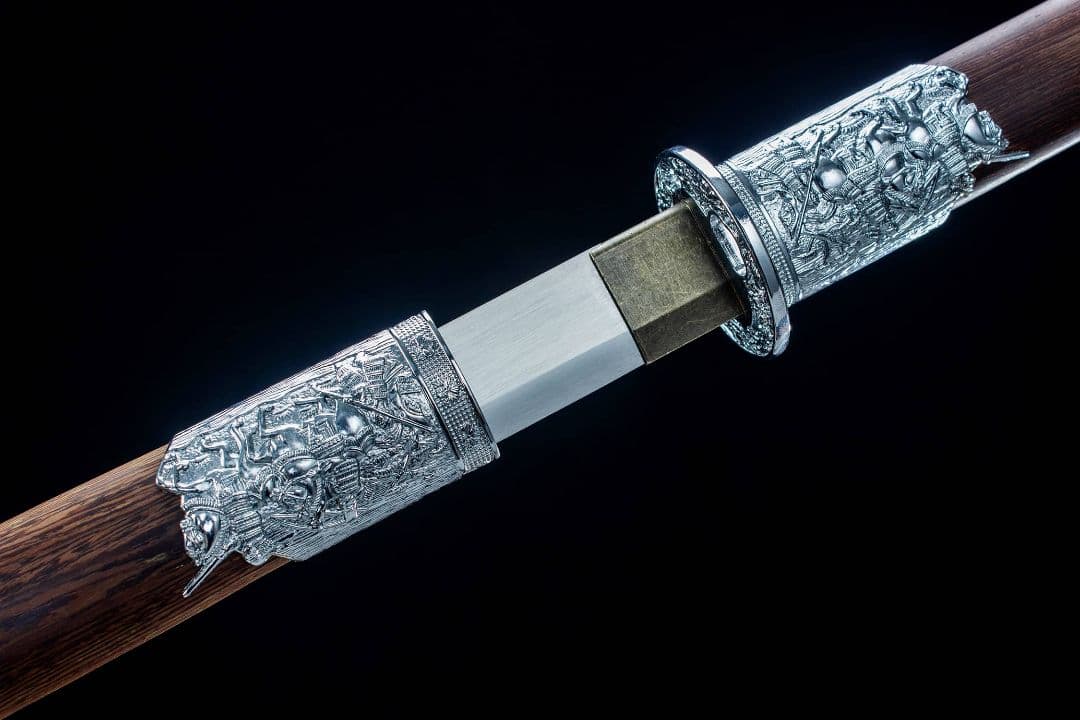 【鳳凰儀】古兵器 武具 刀装具 日本刀　模造刀 居合刀 武士道 鑑賞用 贈り物