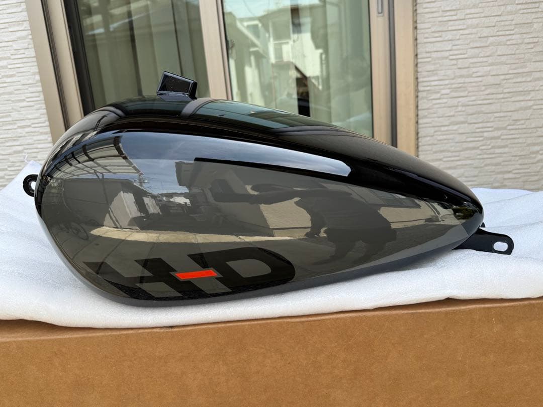 キ*ョ様 ハーレーダビッドソン　2023 ファットボブ114 純正タンク