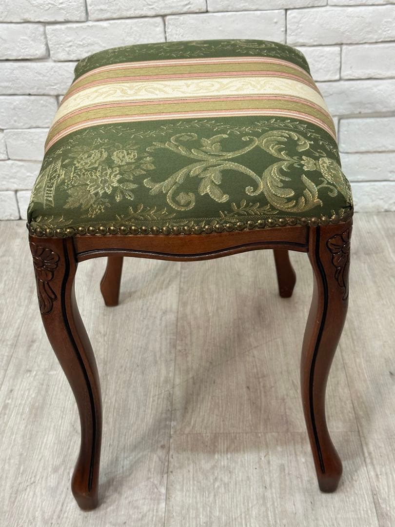 ⭐️【全国送料無料】3万円　スツール　椅子　腰掛け　猫脚　ヨーロピアン　オットマン