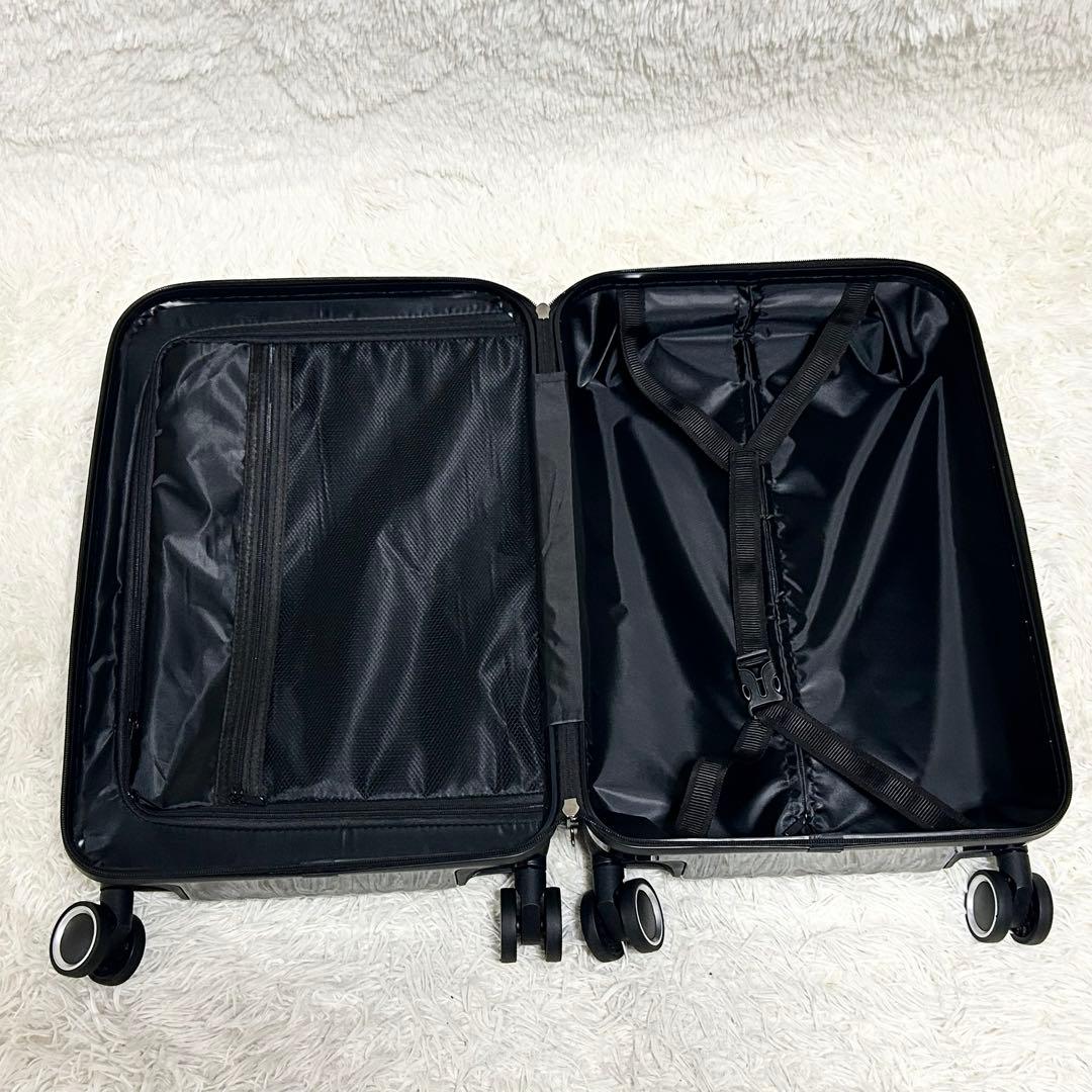 メルセデスベンツ キャリーケース 35ℓ 2.3日用　ダイヤルロック　ブラック