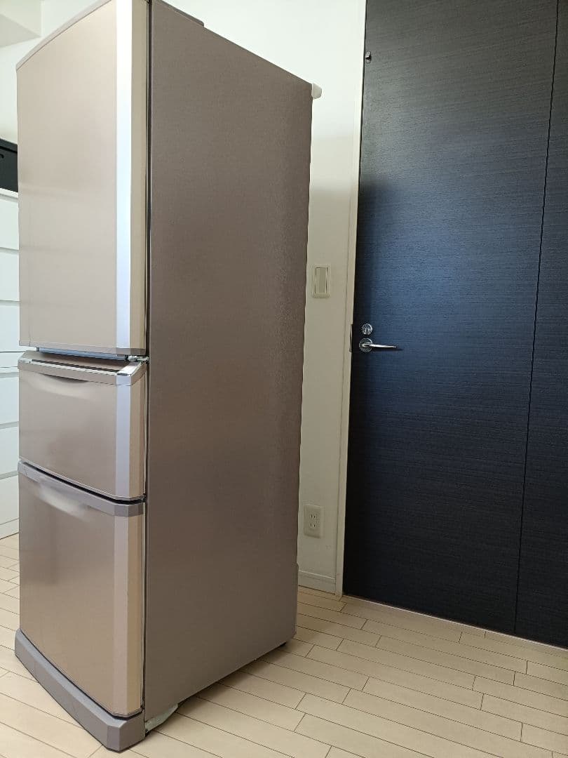 三菱ノンフロン冷凍冷蔵庫MR-C34D-P形　2018年製