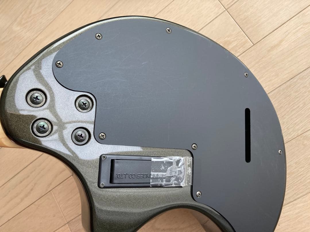 週末価格　FERNANDES ZO-3 ブラック　芸達者　ケース他付属品付き