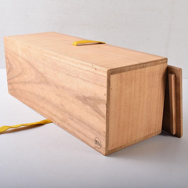 茶道具　竹器師　西川媒玄作　竹花入　銘春霞　前大徳　藤井誠堂極め箱　VR8726