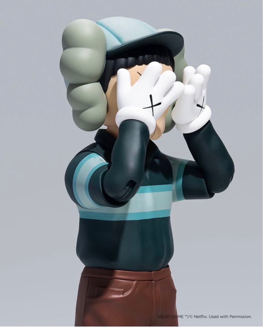 kaws チョルス Chul-Su Figure Coloured イカゲーム