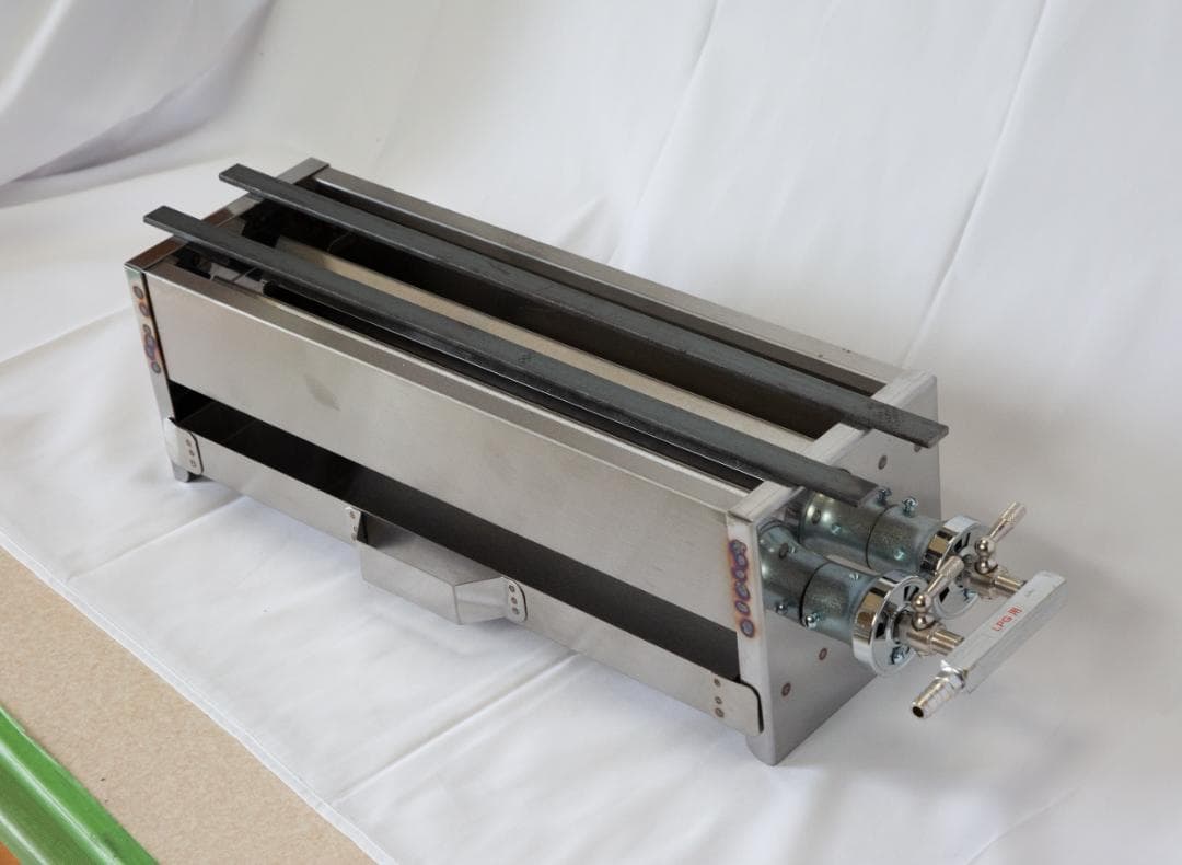 売れてます ♪ やきとり 焼器台 串焼き キャンピングカー 模擬店 文化学園祭り