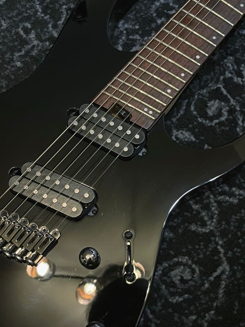 中古品 新品弦プレゼント Ibanez RGMS7-BK 7-String