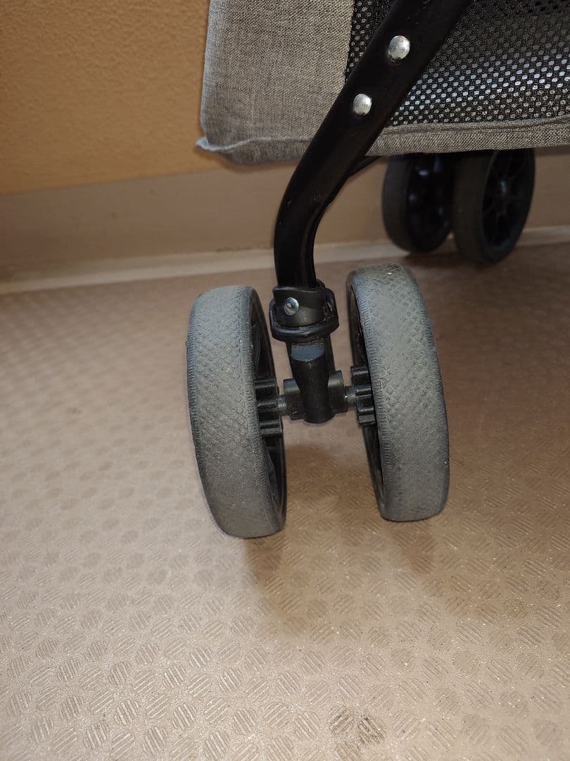 ペットカート グレー スチールフレーム　中型犬用　 折りたたみ式　耐荷重30kg