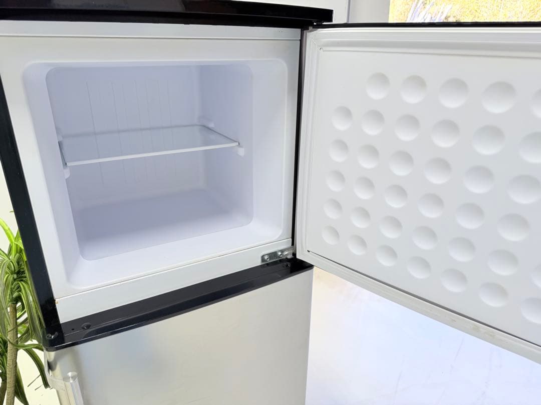 アズマ 冷蔵庫 136L スタイリッシュ ステンレス扉 2018年製