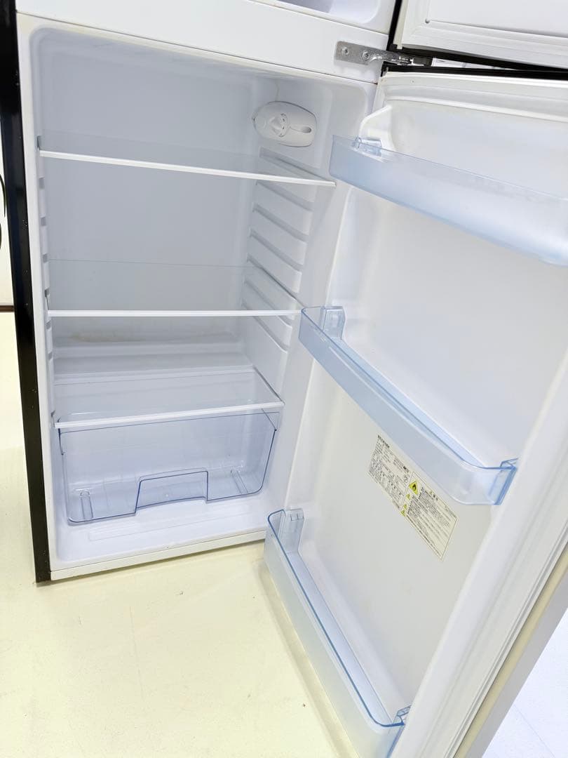 アズマ 冷蔵庫 136L スタイリッシュ ステンレス扉 2018年製