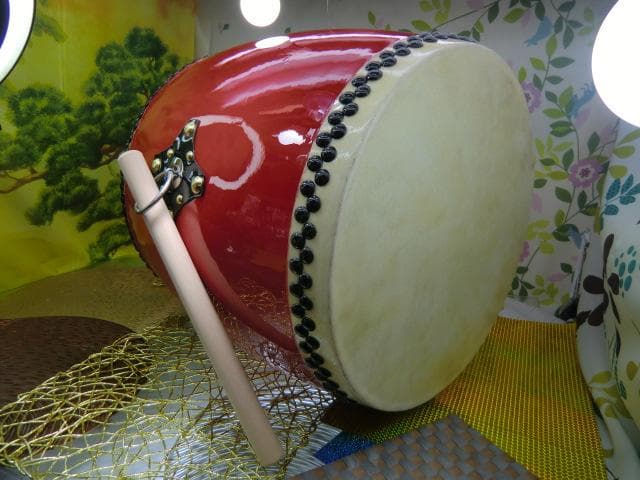 ★★★限定販売新品(送料無料)31.980円　N沖縄大太鼓44cm撥付き