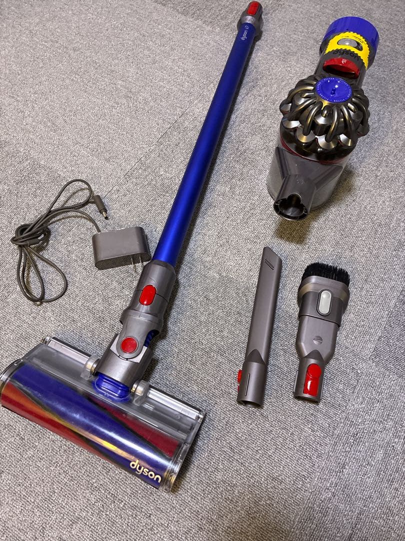 ダイソンv7 SV11コードレスクリーナー