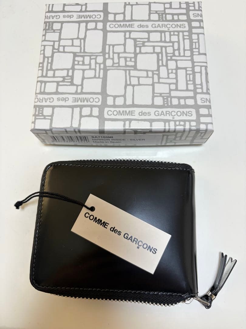 COMME des GARÇONS コムデギャルソン二つ折り財布