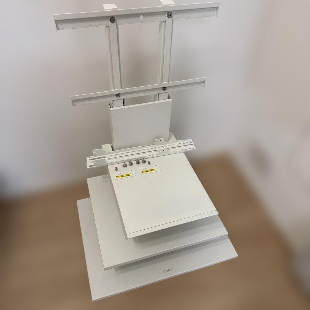 EQAULS WALL V2 ロータイプ テレビスタンド 棚板付　サテンホワイト