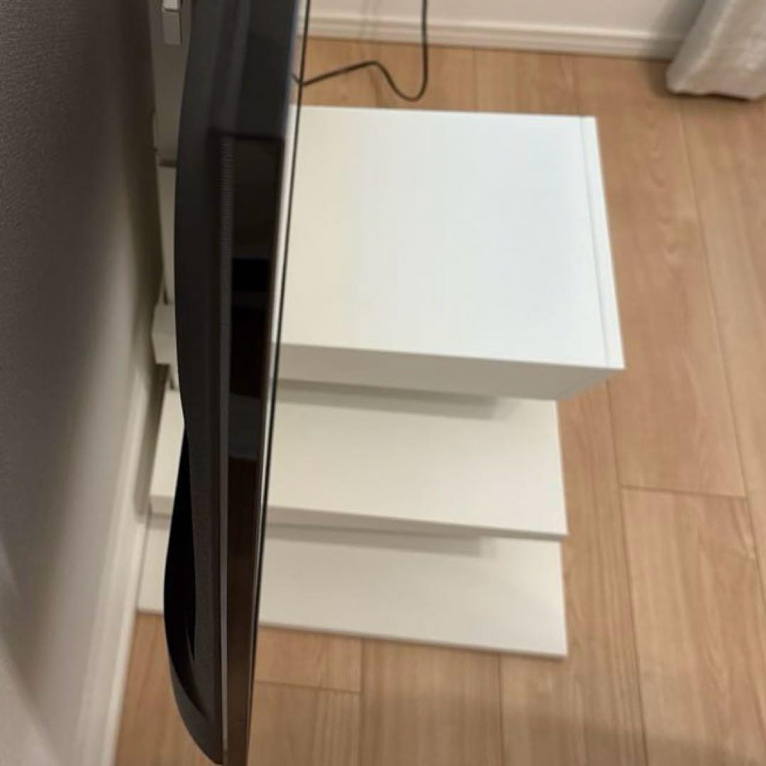 EQAULS WALL V2 ロータイプ テレビスタンド 棚板付　サテンホワイト