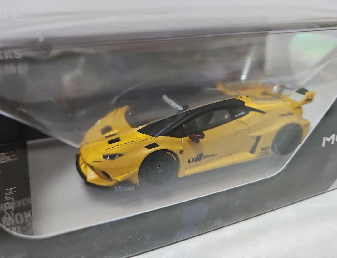 MINI-GT ランボルギーニ LAMBORGHINI Huracan LBW