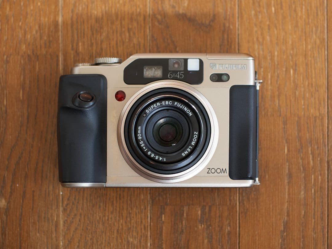 FUJIFILM GA645Zi Professional 中判フィルムカメラ