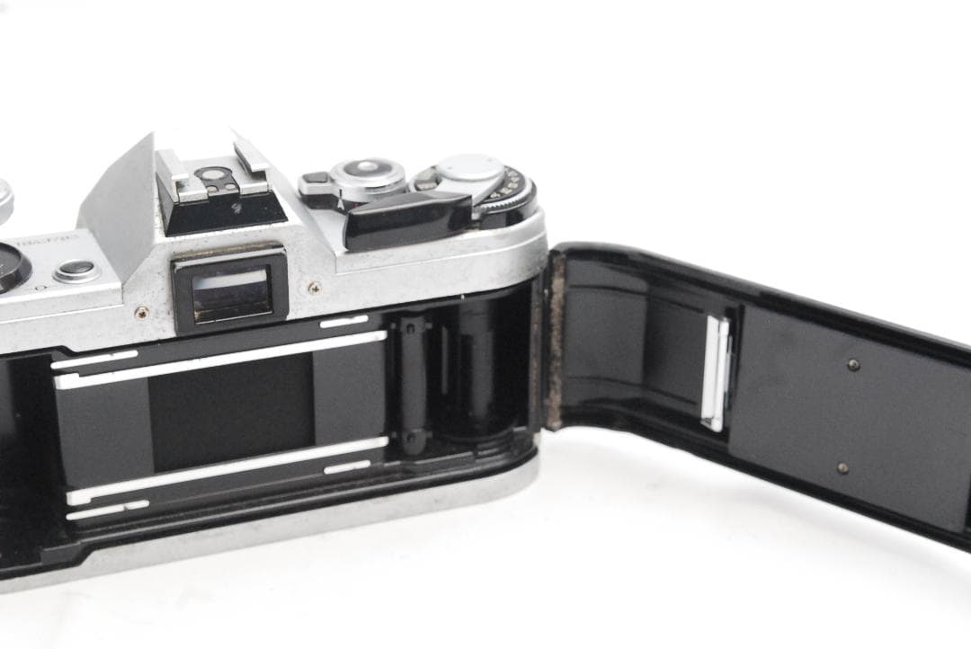 Canon AE-1 /FD 50mm 1:1.8 (良品）